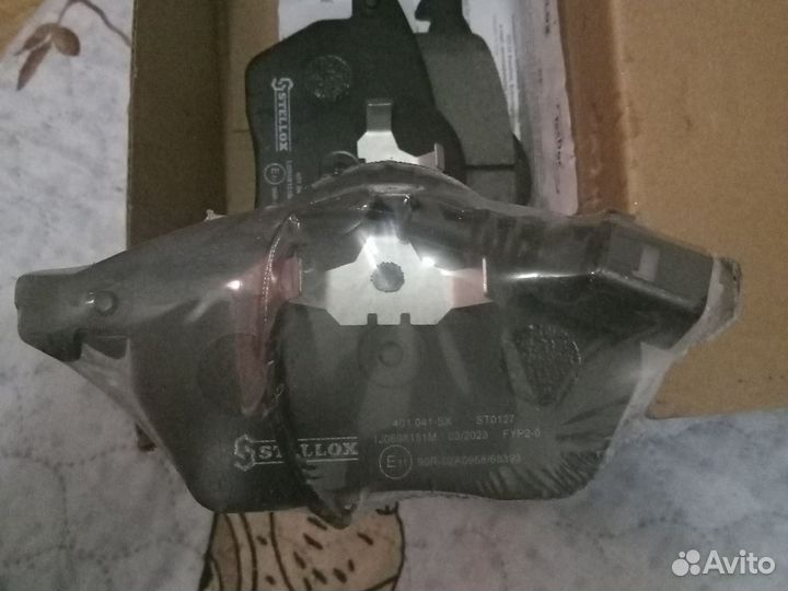 Тормозные колодки передние на volkswagen golf 4