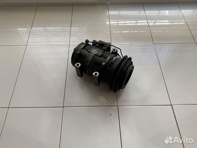 Компрессор кондиционера Mitsubishi Delica P35w