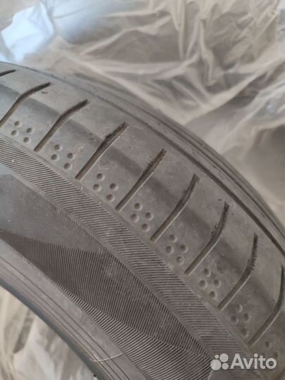 Yokohama BluEarth AE50 215/65 R17 99V