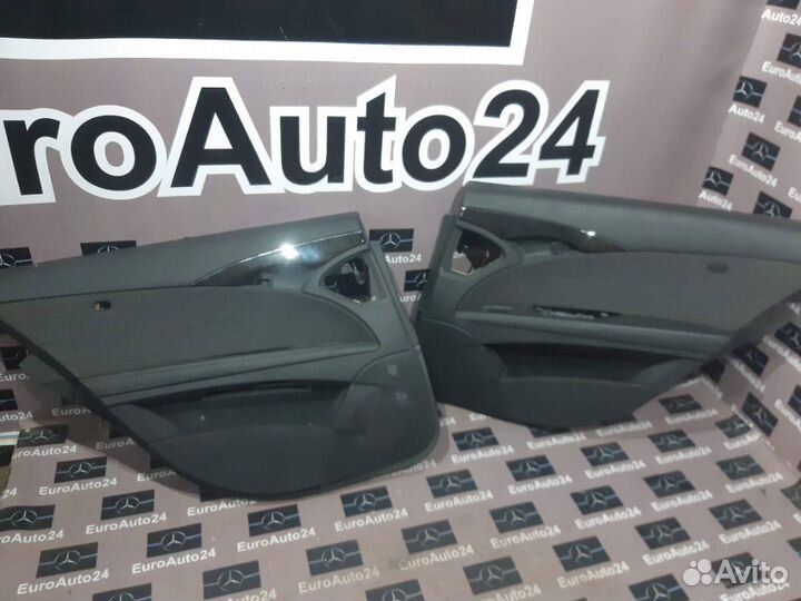 Обшивка двери задняя Mercedes-Benz E-Class 2004 W2