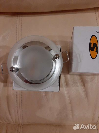 Светильник потолочный