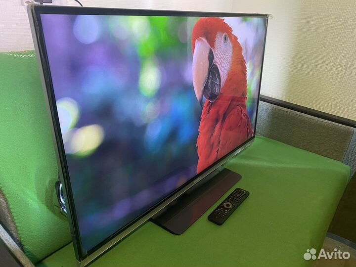 Телевизор Philips 42PFL6877 3D Smart TV