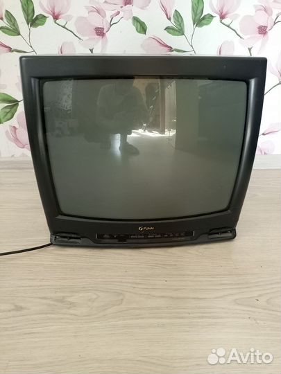 Телевизор на запчасти