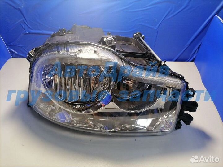 Фара Мерседес Актрос Мп4 левая