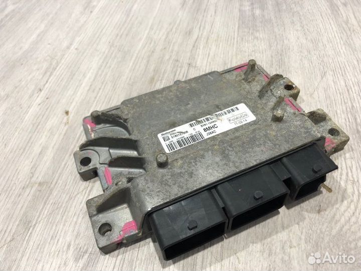 Блок управления двигателем Ford Focus 3 pnda 2011