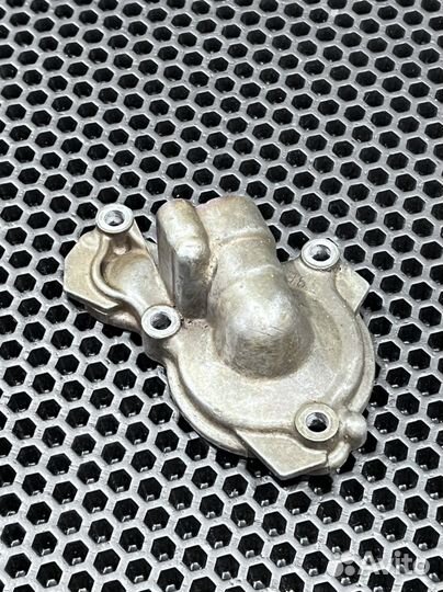 Крышка помпы Yamaha YZ 450F 2003-2005