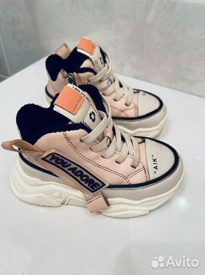 Ботинки для девочки