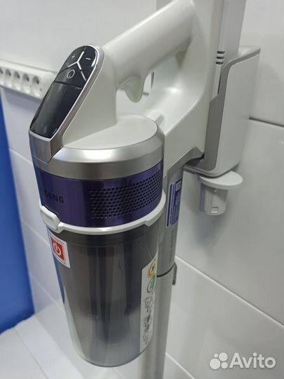 Пылесос ручной Samsung VS15T7031R4