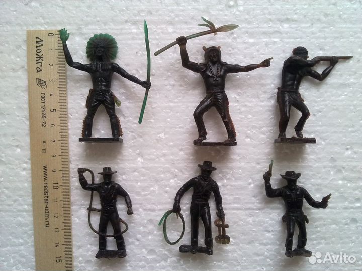 Игрушка фигурка солдатик