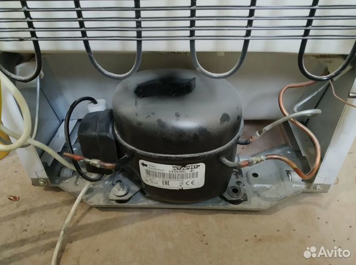 Ремонт встроенных холодильников