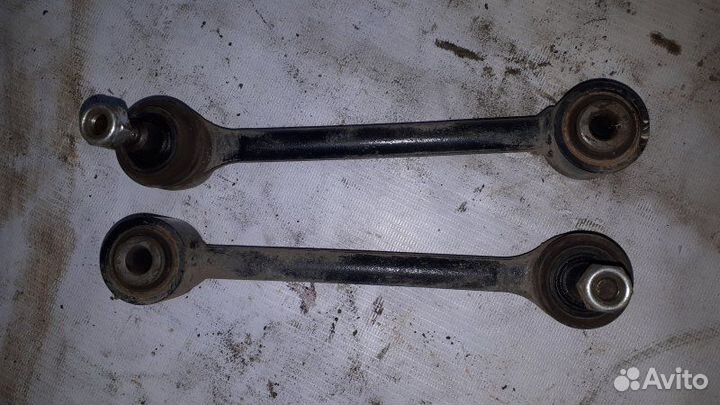 Стойка стабилизатора задняя правая Hyundai I30 FD