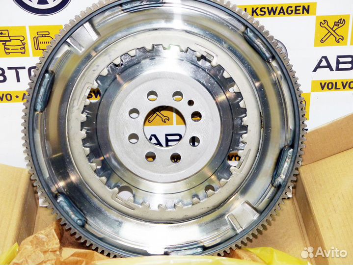 Маховик 8 отверстий 129 зубов DQ200 Пассат Октавия