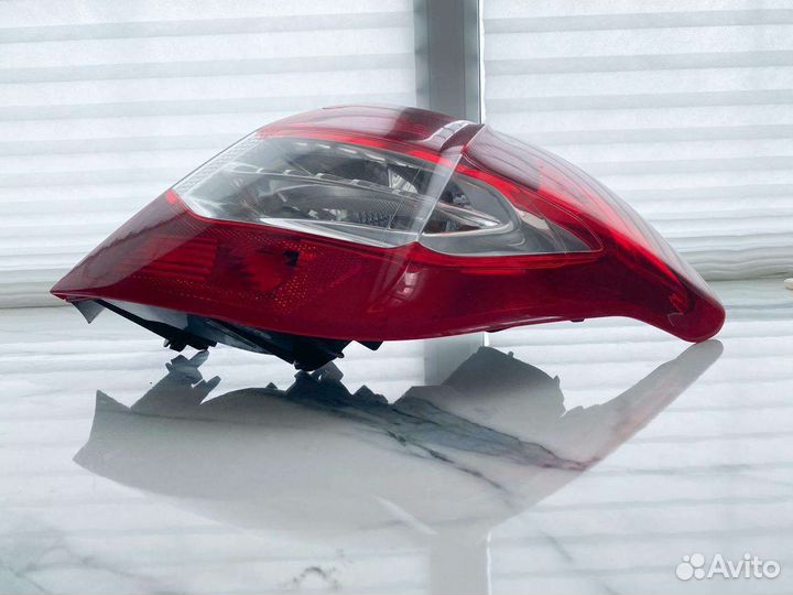 Фонарь задний правый, есть дефект, Citroen C4