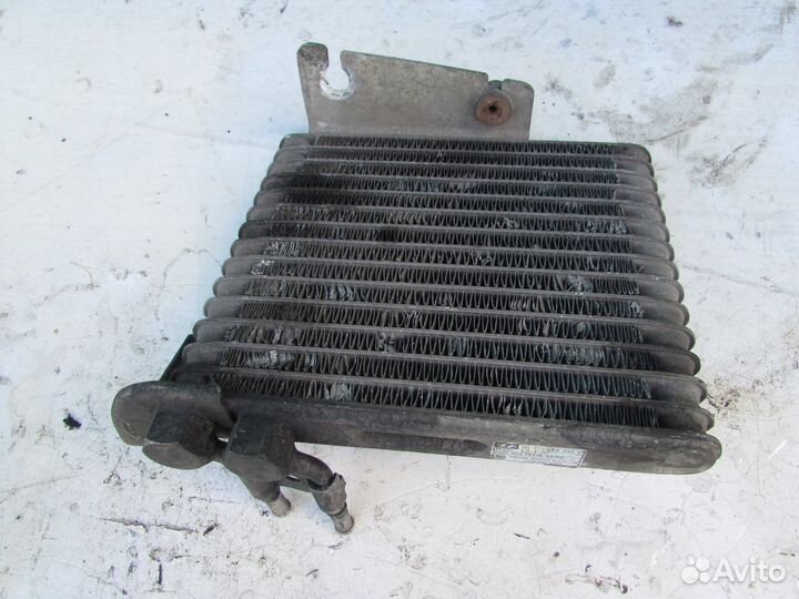 264104A150 Радиатор масляный Hyundai-Kia бу