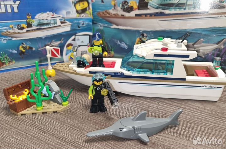 Lego City 60221