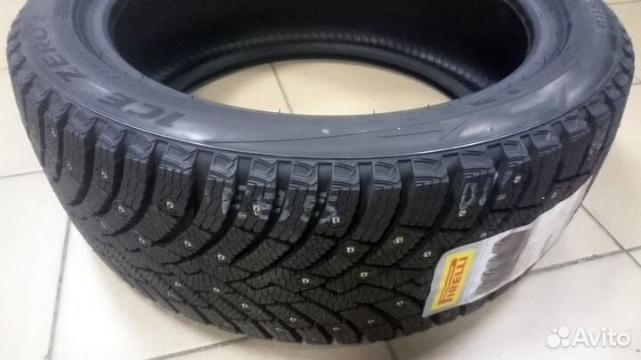 Pirelli Ice Zero 2 225/55 R17 97T