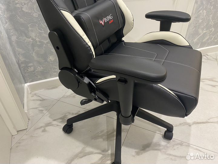 Компьютерное кресло Viking