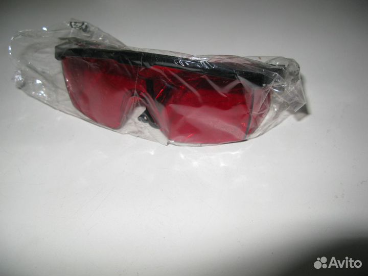 Очки для защиты от ультрафиолетового света