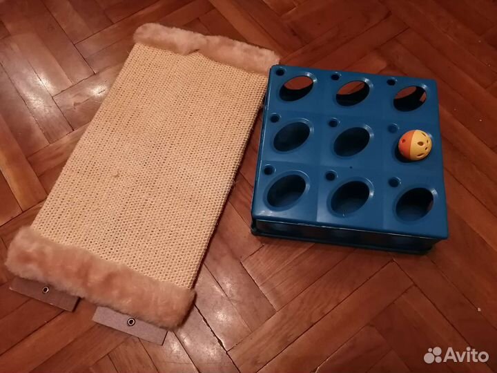 Когтеточка для кошек и игрушка развивающая