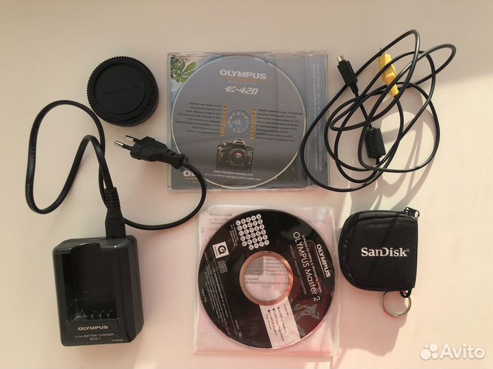 Фотоаппарат Olympus E-420 Kit E