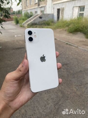 iPhone 11, 64 ГБ