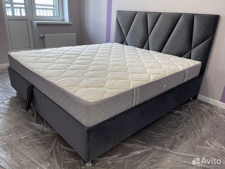 Кровать с подъемным механизмом