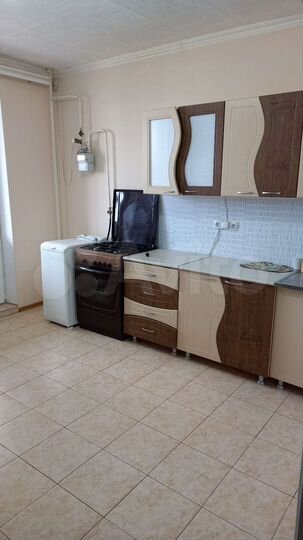 2-к. квартира, 65 м², 4/9 эт.