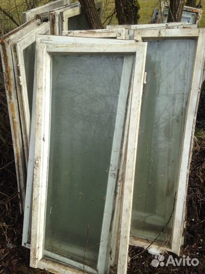 Оконные рамы со стеклом, оконная рама