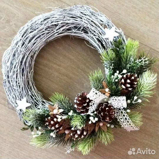 Еловая ветка, еловая лапка искусственная, Бело-зеленая, декор зимний 11 см, 30 штук