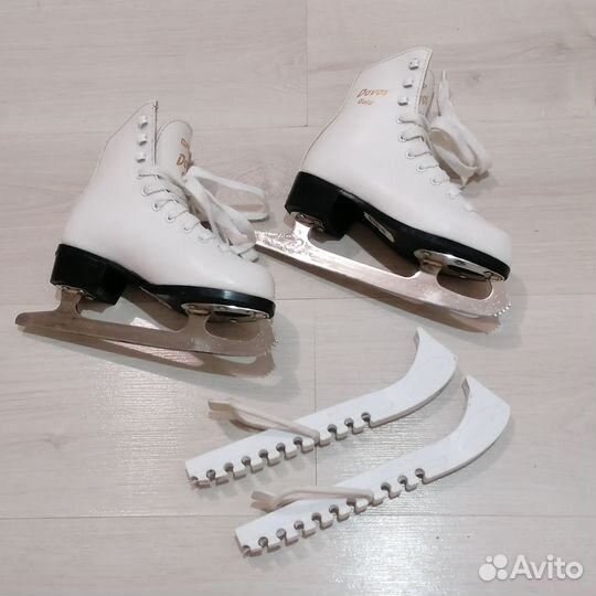 Коньки фигурные Graf Davos gold 31 р-р