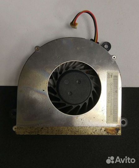 Кулер для ноутбука Lenovo Y550