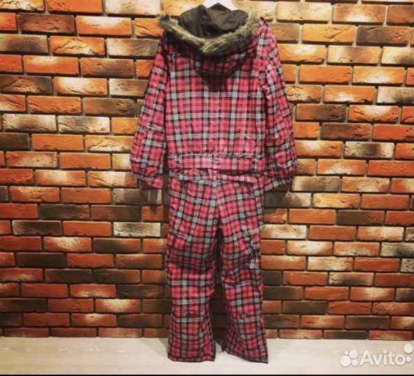 Сноубордический / горнолыжный комбинезон женский