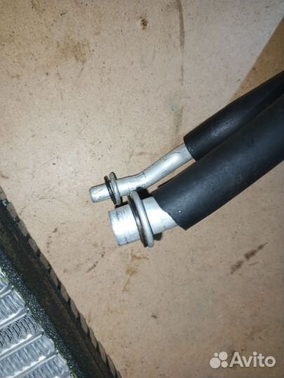 Радиатор отопителя Ford Explorer 5