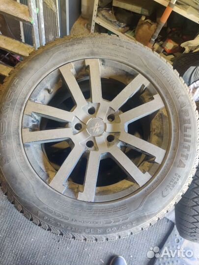 Колеса зима R18 255 60 Kyron Ssang youg