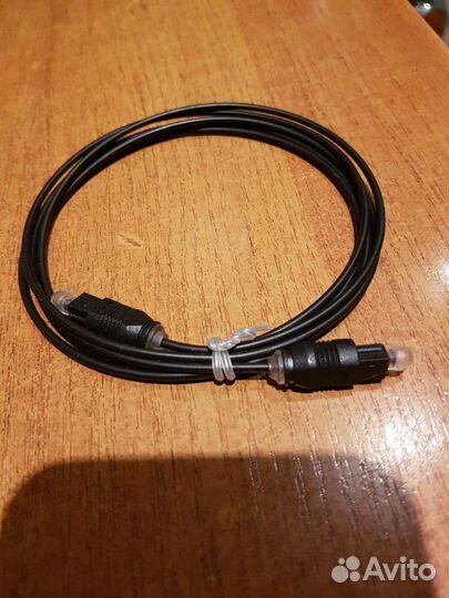 Оптический кабель 1,5м