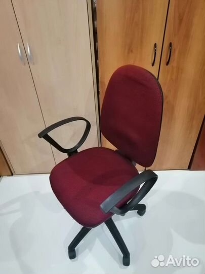Компьютерное кресло