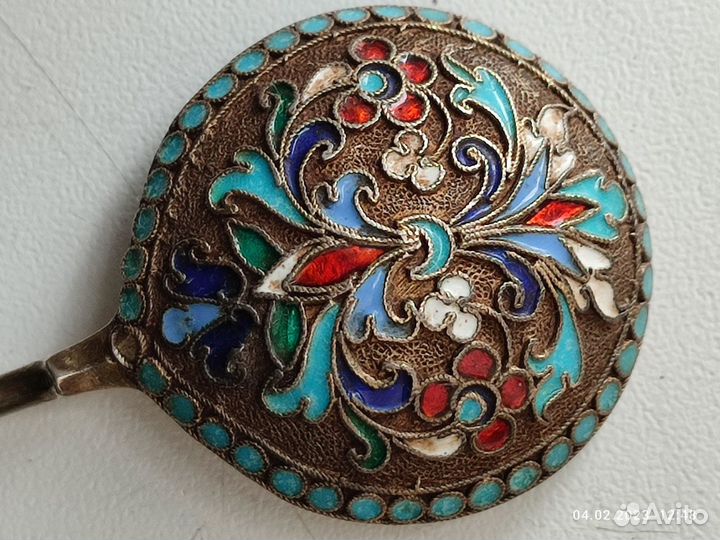 Серебряная чайная ложка эмаль