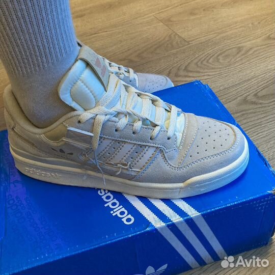 Кроссовки adidas