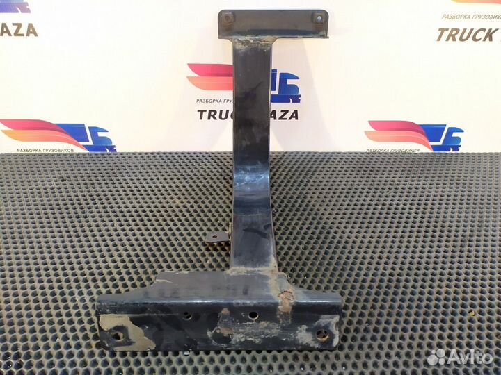 Кронштейн подножки левый Man L2000