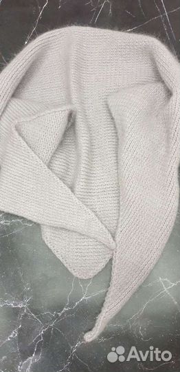 Женский шарф (платок, косынка, бактус)