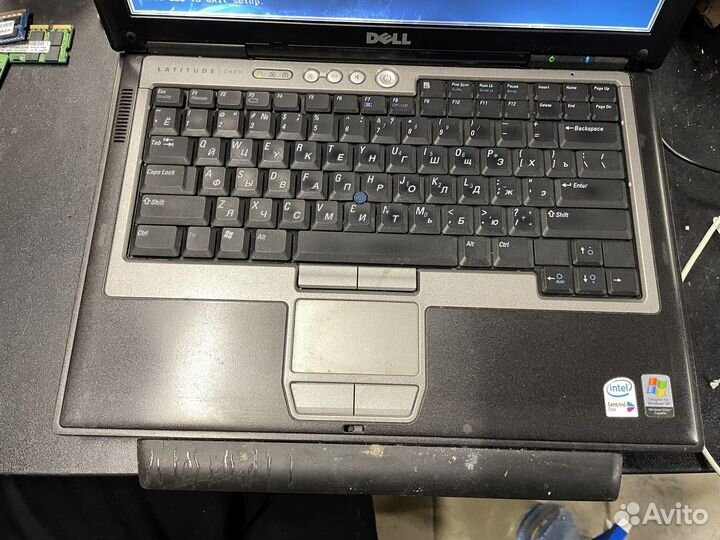 Ноутбук dell PP18L