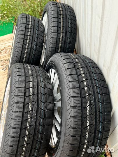R17 Grenlander Winter GL868 215/50, PCD 5x112 DIA 57.1