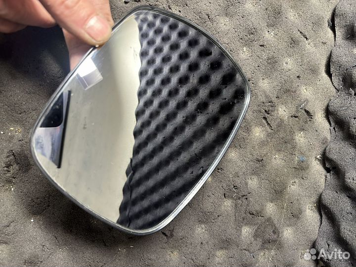 Mazda cx-7 правый зеркальный элемент