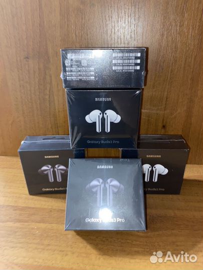 Беспроводные наушники samsung buds