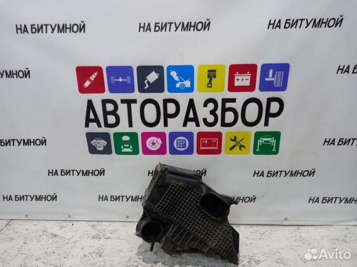 Корпус воздушного фильтра Renault Duster