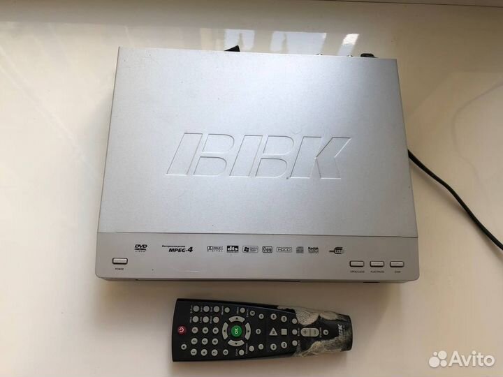 DVD плеер BBK dv118si