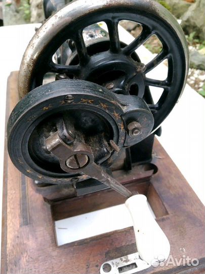 Швейная машинка NAH Machinen