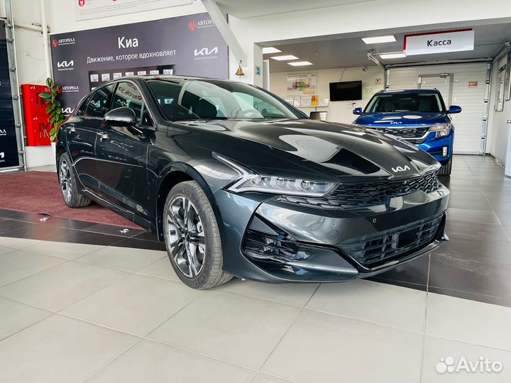 Kia K5 2.5 AT, 2023