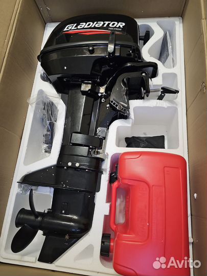 Новый Лодочный мотор Gladiator 9.8