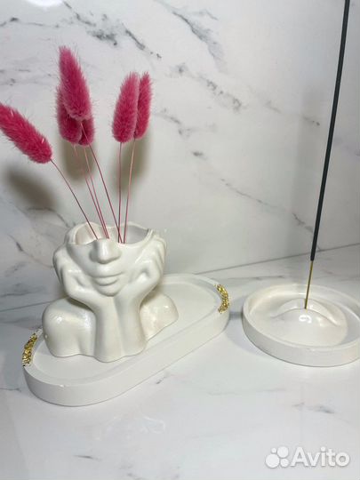 Ваза и подставка под благовония